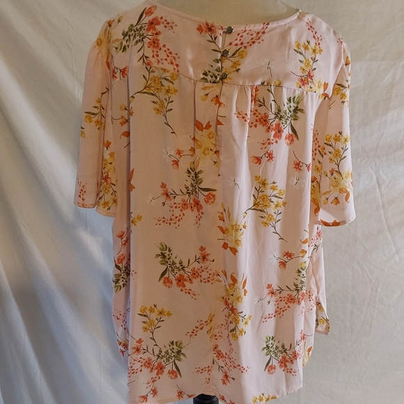 Liz Claiborne Pink Floral Cap Sleeve Blouse Women's Size 1X - Picture 4 of 7